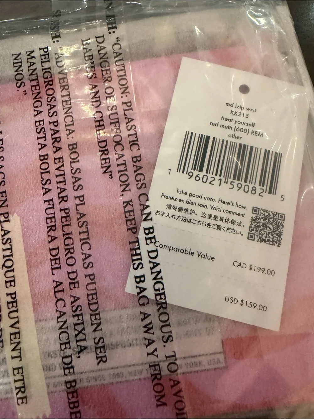 NWT kate spade Sticky Situation Bubble Gum Medium L-Zip Wristlet